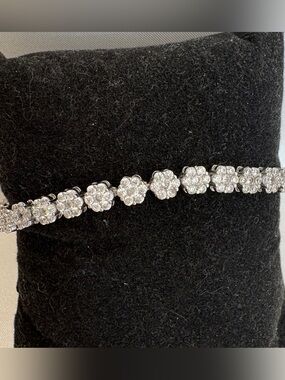 925 Sterling Silver CZ Flower Tennis Bracelet – 7”